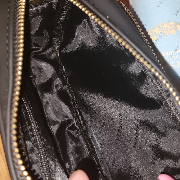 Versace bag - Picture 3 of 3